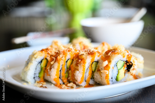 Sushi crunch rolls