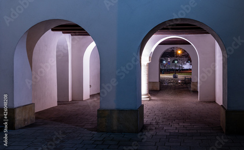 Wyniki tłumaczenia.Arcades of the Church of St. Idzi in Krakow, Poland