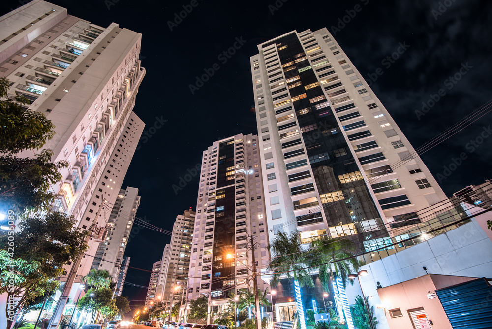 Obraz premium Buildings and architecture. Londrina city, Brazil.