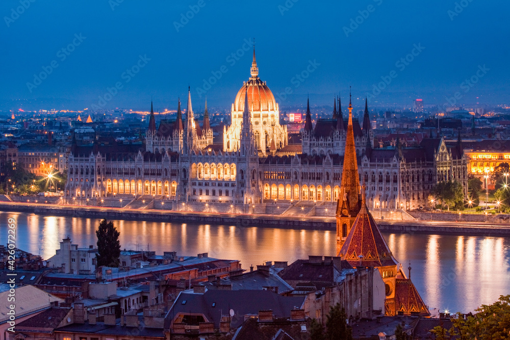 The Hungarian Parliament Building and River Danube at night, UNESCO World Heritage Site, Budapest, Hungary The Hungarian Parliament Building and River Danube at night, UNESCO World Heritage Site, Budapest, Hungary