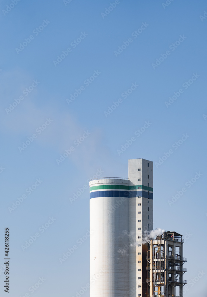 Obraz premium Working chimney