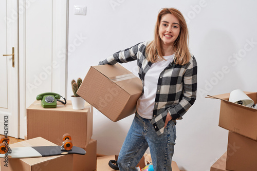 Fotografi Do it yourself, moving house concept
