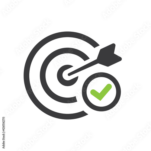 Green check mark and target, vector, icon.