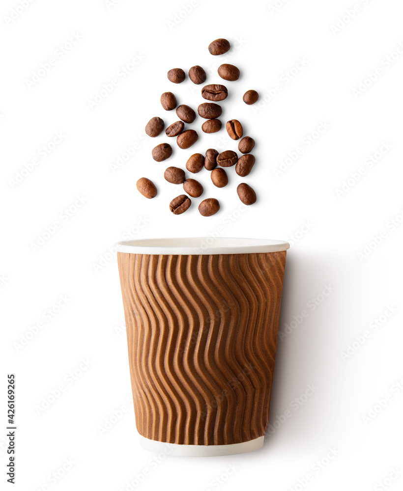 Obraz premium Coffee beans with takeaway mug