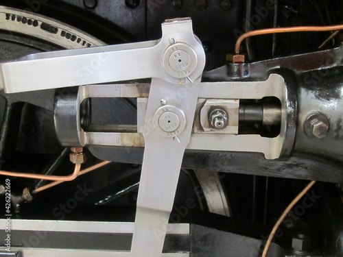 Фотография Power transmission and drive linkage of a Swiss steam locomotive, built at SLM i