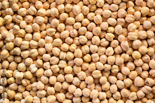 Whole roasted Chickpeas with skin removed