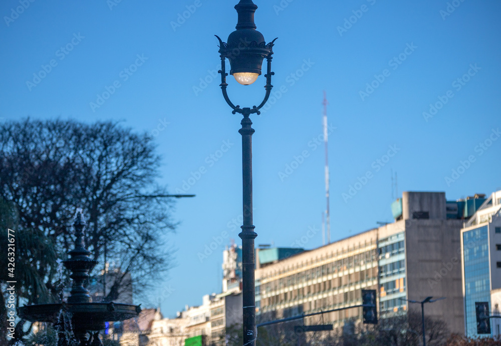 Street lamp 