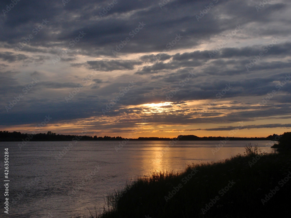 Obraz premium Evening on the Irtysh River, Omsk region, Siberia, Russia