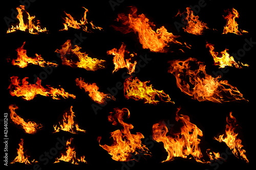 A group of heat energy bonfire groups that burn the fuel On a black background It is a picture of the background design that gives light in close range.