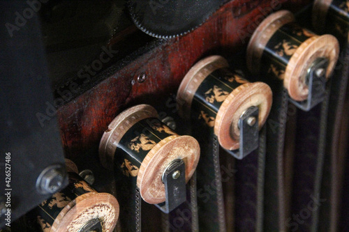 16 mm movie film roller