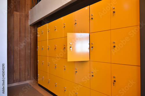 lockers hire