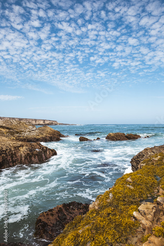 Beautiful shot of the Montana de Oro State Park in California photo