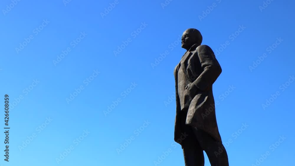 Monument to Vladimir Ilyich Lenin on the square Monument to Vladimir Ilyich Lenin on the square
