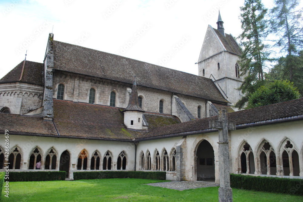 Collégiale et basilique romane de Saint-Ursanne, Jura, Suisse