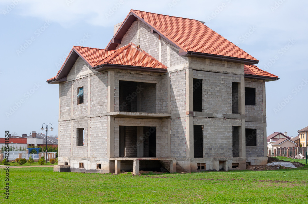 Typical suburban apartment building for rent. Friendly neighbourhood. Suburban Street. real estate development. Typical suburban apartment building for rent. Friendly neighbourhood. Suburban Street. real estate development.