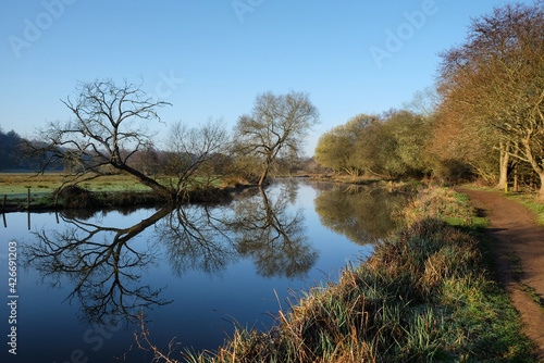 Fototapeta Naklejka Na Ścianę i Meble -  The towpath along the River Wey in Godalming, Surrey, UK