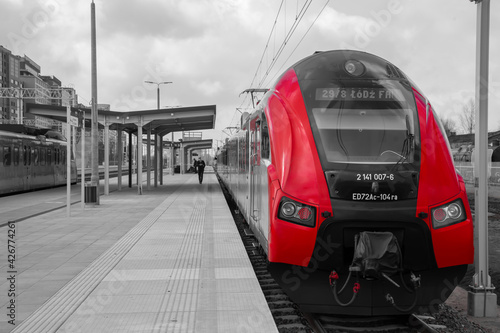 The red train at the Warszawa Główny station