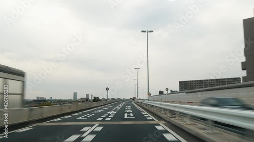 Wallpaper Mural 車載カメラ映像　ドライブレコーダー　高速道路　ドライバー視点 Torontodigital.ca