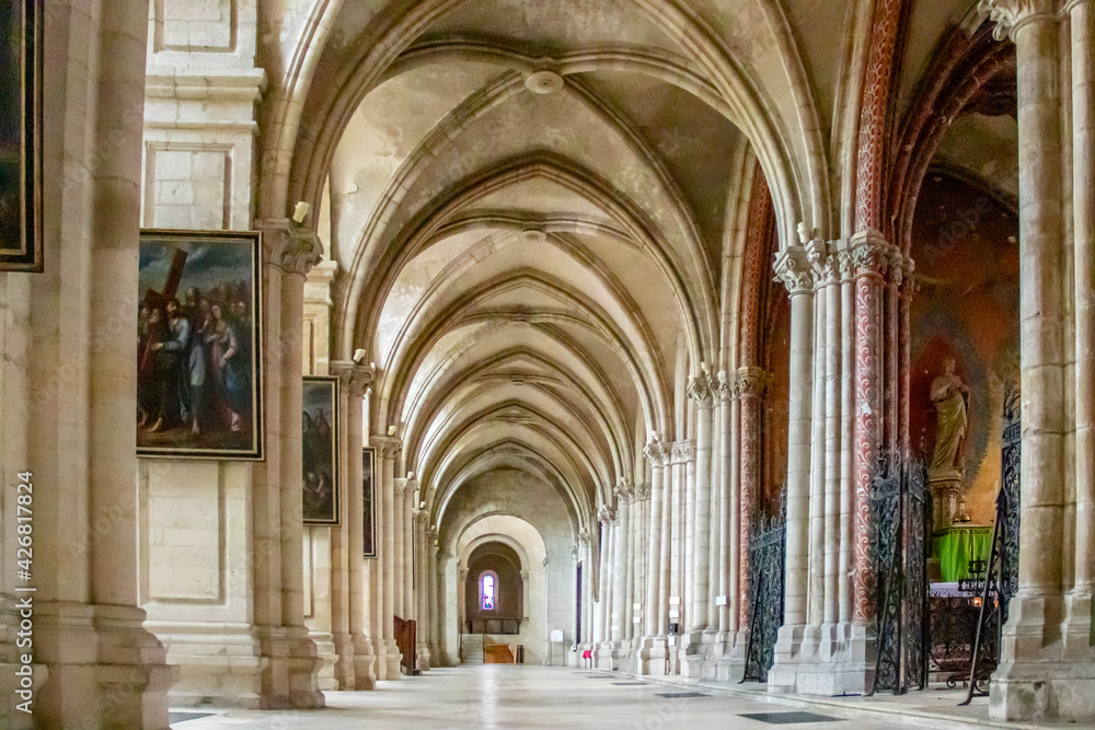 Verdun. Intérieur de la cathédrale Notre-Dame . Lorraine. Meuse. Grand Est	