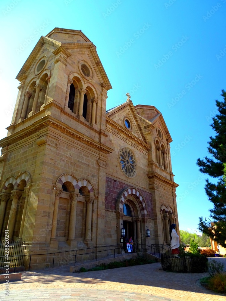 Fototapeta premium North America, United States, New Mexico,Santa Fe, Cathedral Basilica of St. Francis of Assisi