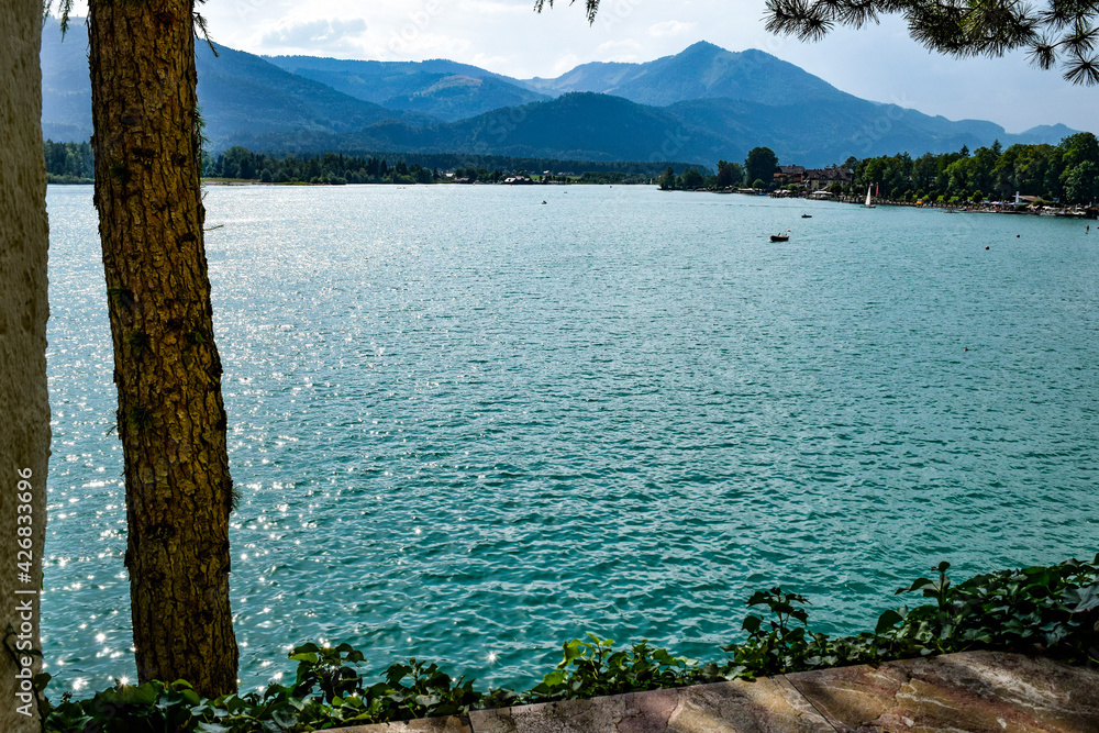 Obraz premium lake and mountains