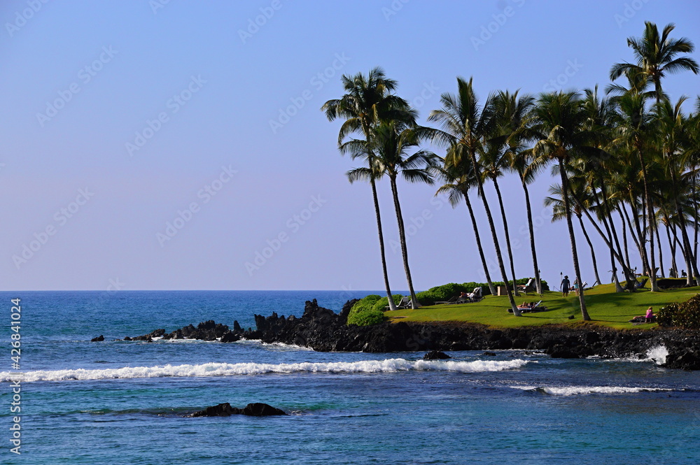 Vulkanische Küste am Pazifik auf der Insel Big Island, Kona, Hawaii