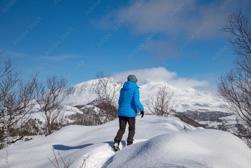 Great mountain hike on new snow,Brønnøy