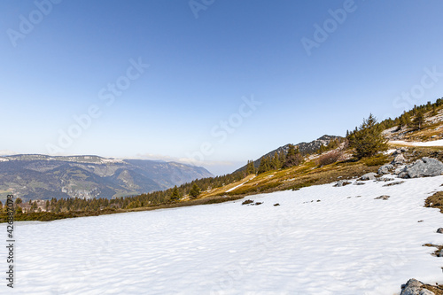 Vue sur les sommets du Vercors (Isère, France)