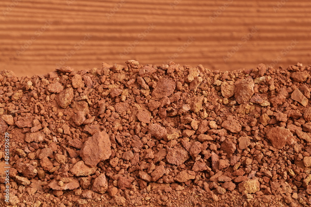 Ταπετσαρία mine of bauxite in africa