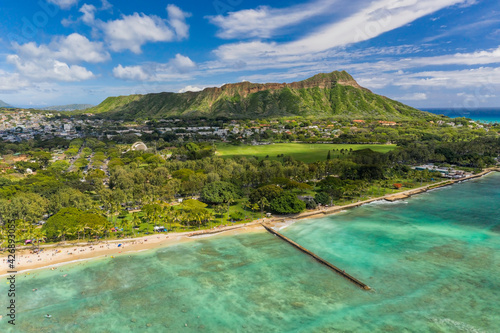 Aerial view of Waikiki Beach and Diamond Head Mountain  Oahu Island  Hawaii