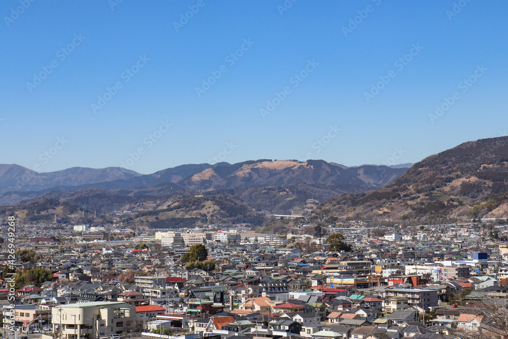 Fototapeta premium 大井町・松田町の街並み（神奈川県大井町）