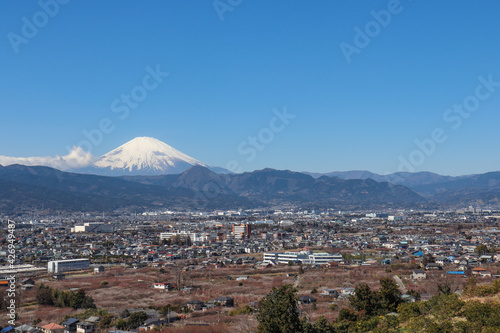 富士山と小田原の街並み（神奈川県小田原市） © sirius