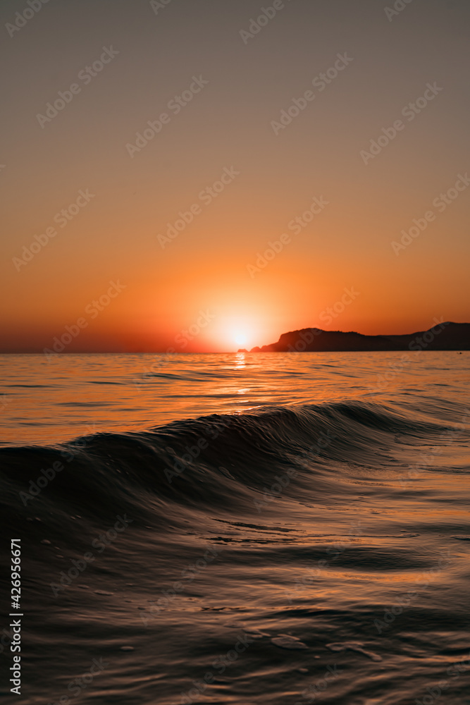 Obraz premium Seascape of beach and sea on the sunset in Turkey, Alanya