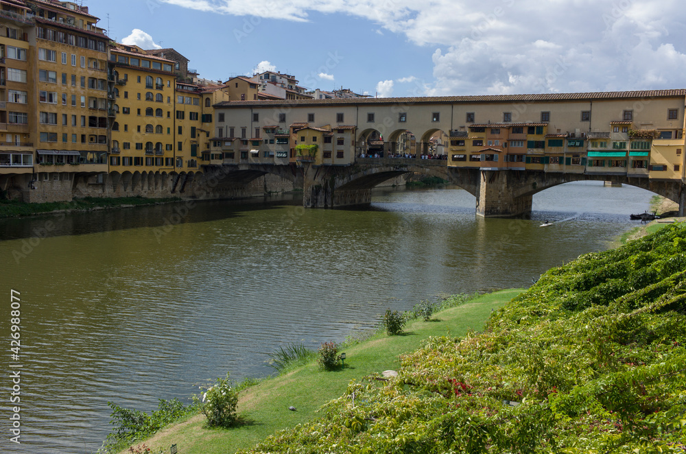 Ponte Vecchio view with Arno river with cityscape of Florence, Italy
