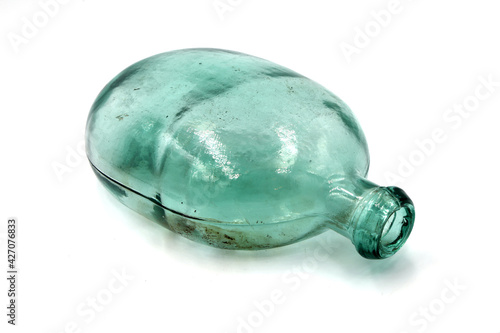 vintage water flask isolated on white background © Сергей Луговский