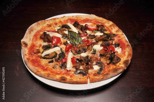 Delicious Italian Vegetarian Pizza