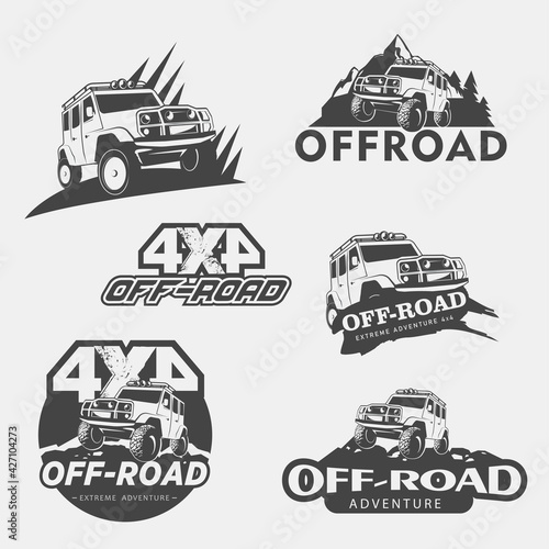 A set of five off-road, 4x4 extreme club emblems. Vector illustration.