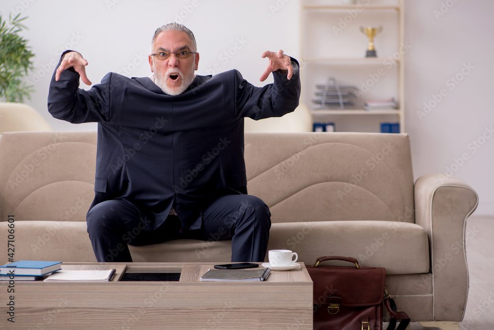 Fototapeta premium Old businessman employee waiting for business meeting