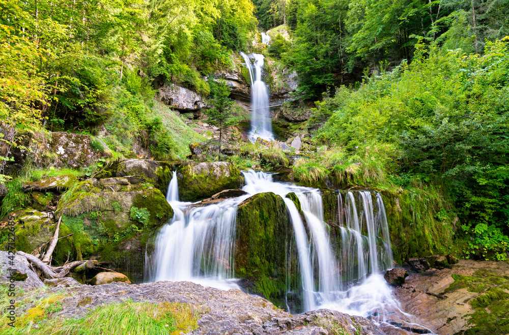 Obraz premium Giessbach Waterfall on Brienzersee Lake in Switzerland