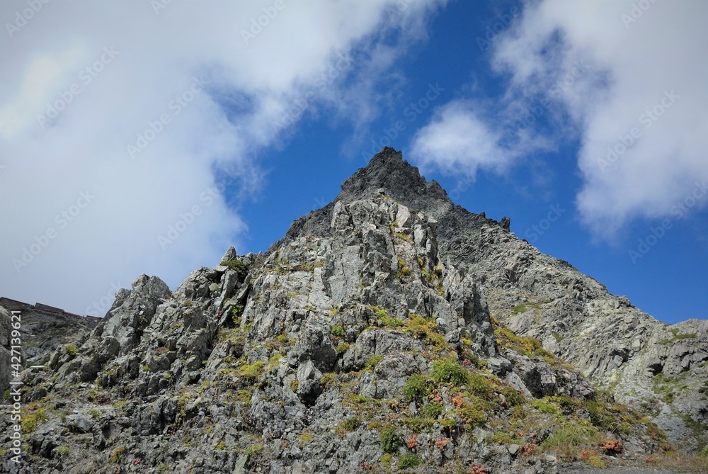 Fototapeta premium 北アルプス、表銀座ルートの風景、槍ヶ岳