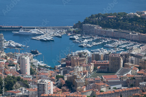 Principaut    de Monaco vue du village de La Turbie dans les Alpes-Maritimes  France.