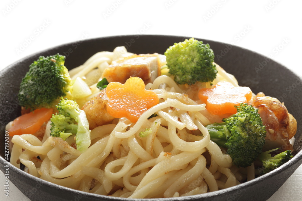 Chinese food, flour noodles and vegetable stir fried with chicken Chinese food, flour noodles and vegetable stir fried with chicken