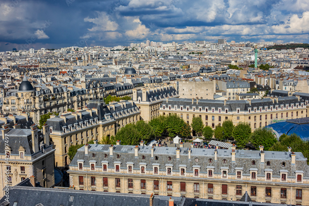 Paris Panorama with 4th (Hotel-de-Ville), 11th (Popincourt) and 12th (Reuilly) arrondissements and Place de la Bastille on the background. Paris, France.