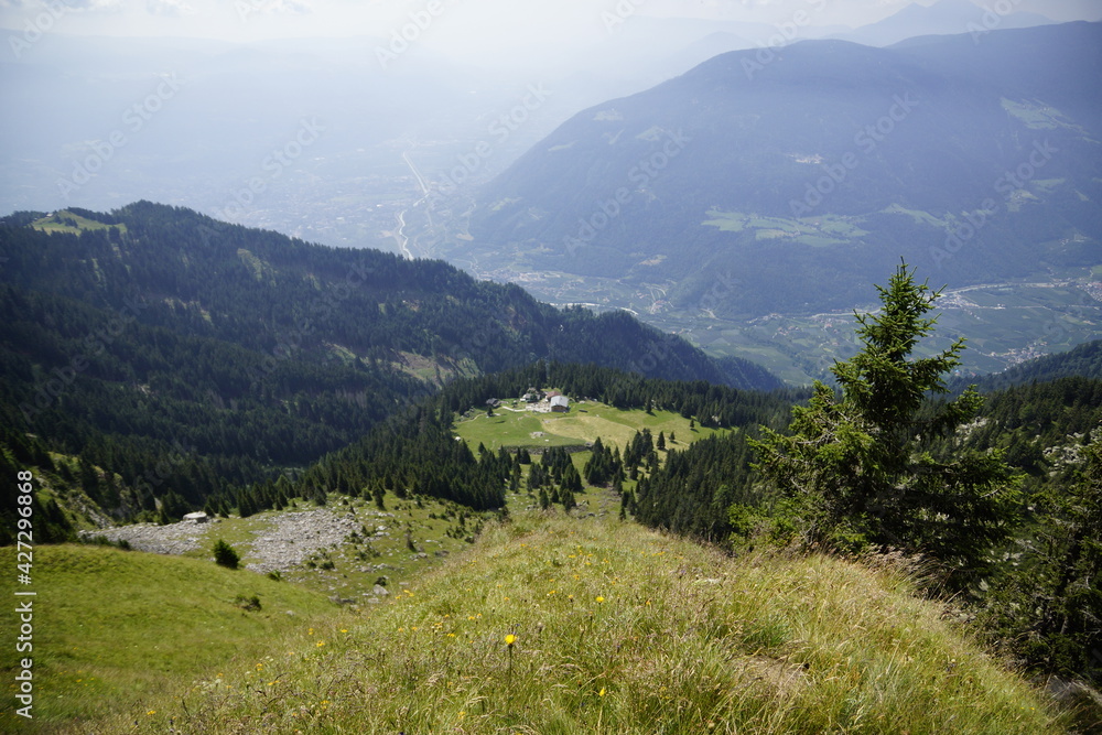 Panoramen am Meraner Höhenweg vom Hochganghaus zum Langsee über die Alpen der Texelgruppe, Südtirol. 