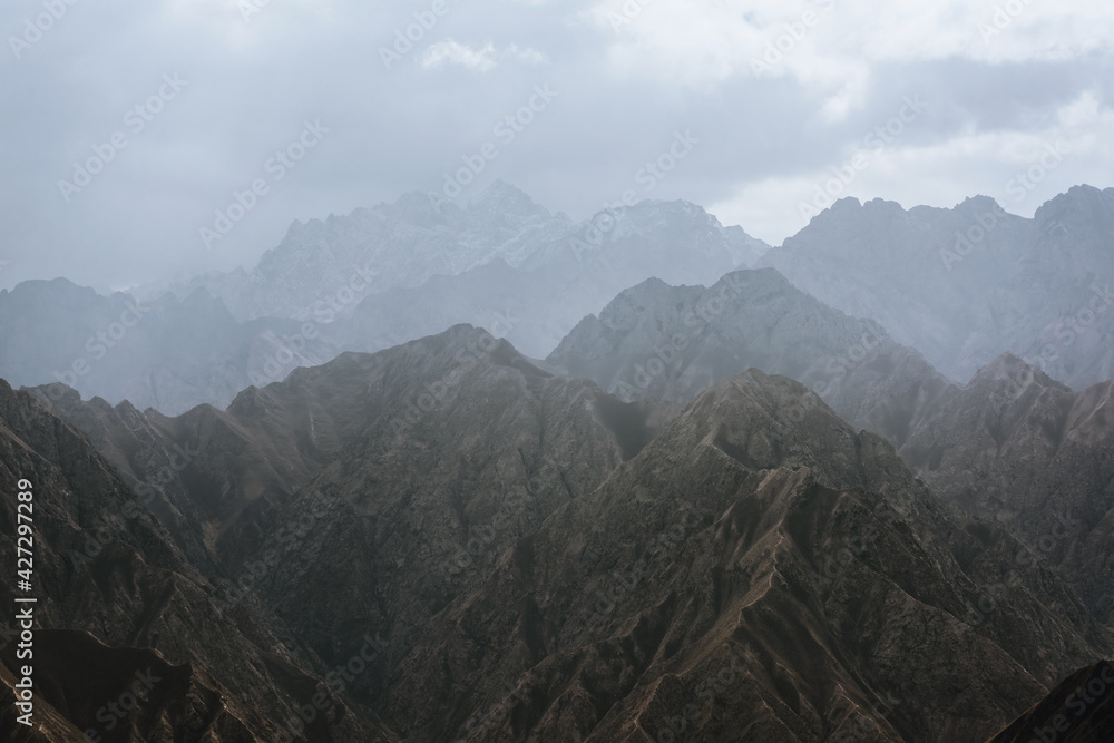 Obraz premium Eroded landscape and rock towers in Xinjiang, China