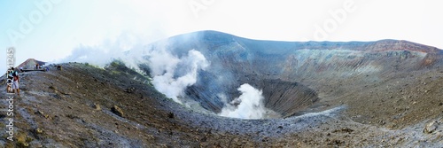 Obraz na płótnie Cratère de la Fossa de Vulcano en Sicile w salonie