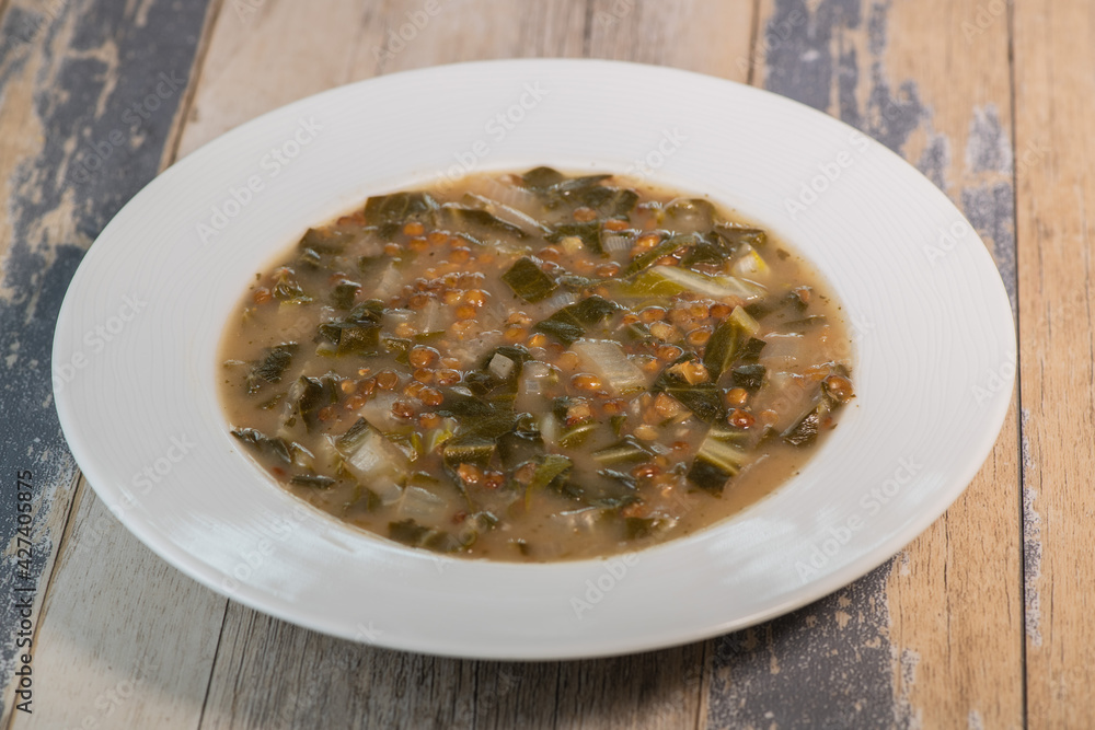 Lebanese recipe for lentil and chard soup with lemon and mint Lebanese recipe for lentil and chard soup with lemon and mint