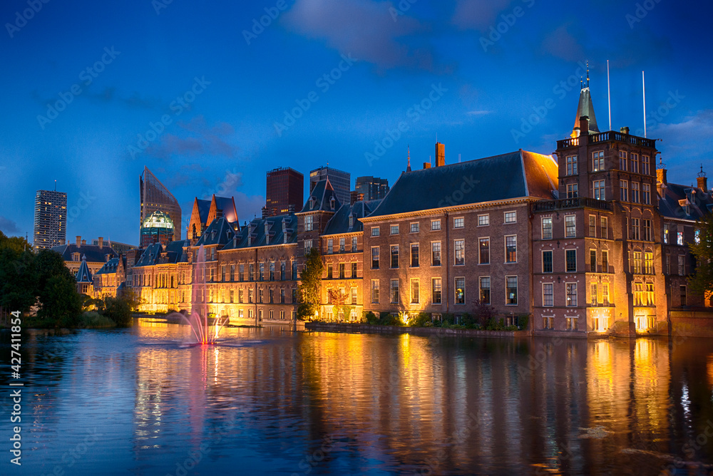 Het binnenhof the residence in The Hague, The Netherlands in the evening