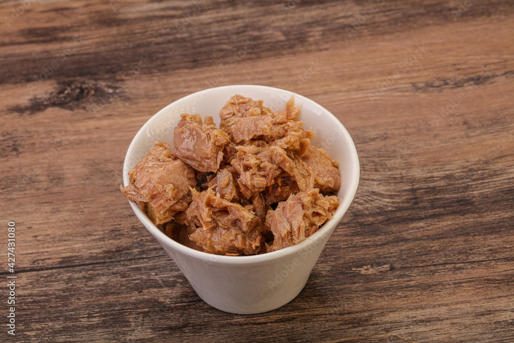 Canned tuna fillet for salad
