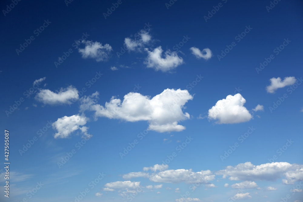Fototapeta premium Beautiful blue sky with clouds on sunny day